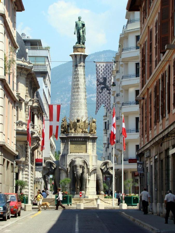 Appartement D Exception 100M2 Avec Parking - Centre Historique Chambéry Exteriér fotografie